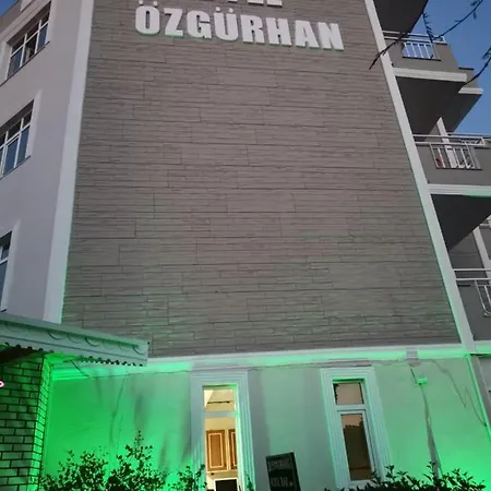 Oezguerhan Hotel Sidé
