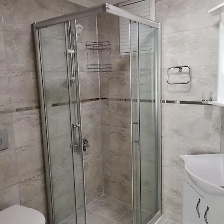Hotel özgürhan 3*